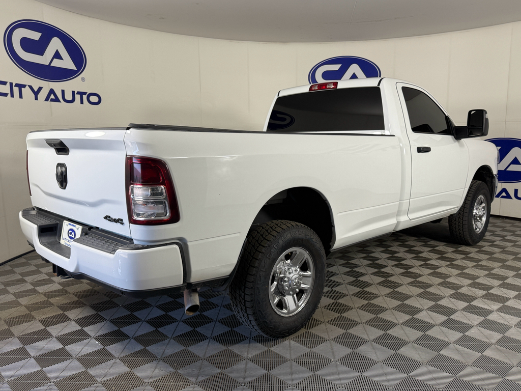 2023 Ram 3500 Tradesman photo 4