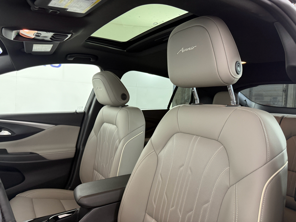 2025 Buick Envista Avenir photo 15