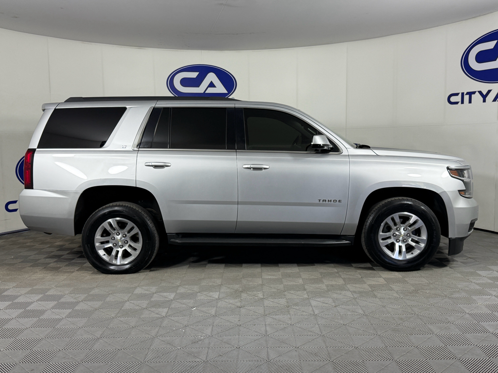 2018 Chevrolet Tahoe LT photo 3