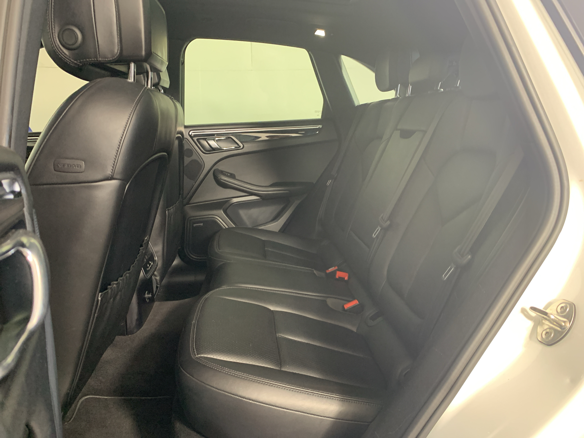 Used 2016 Porsche Macan SUV