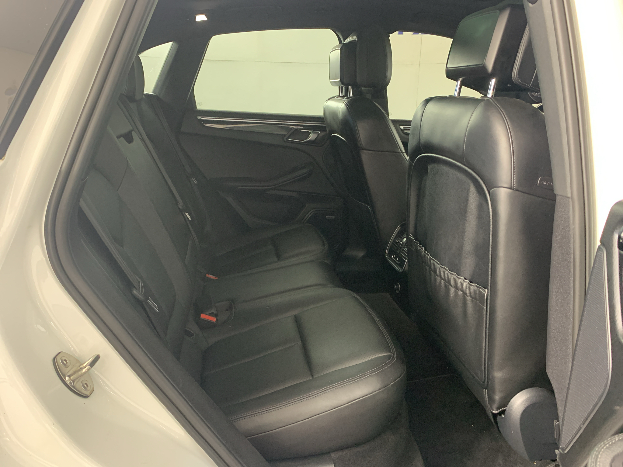 Used 2016 Porsche Macan SUV