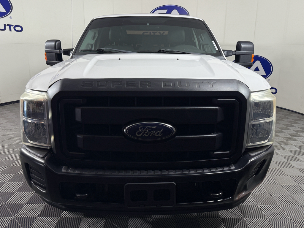2016 Ford F-350 XL photo 2