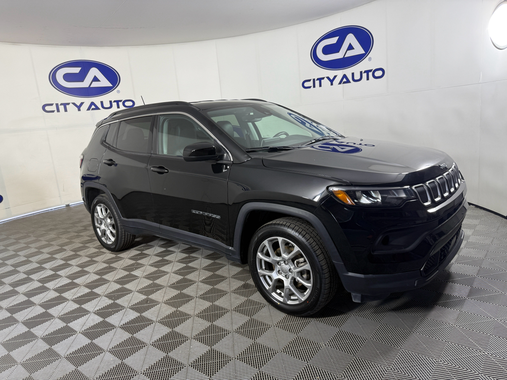 2022 Jeep Compass Latitude Lux