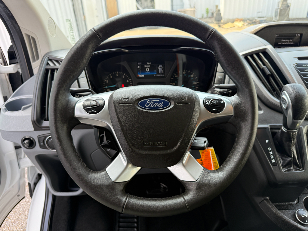 2018 Ford Transit XLT photo 16