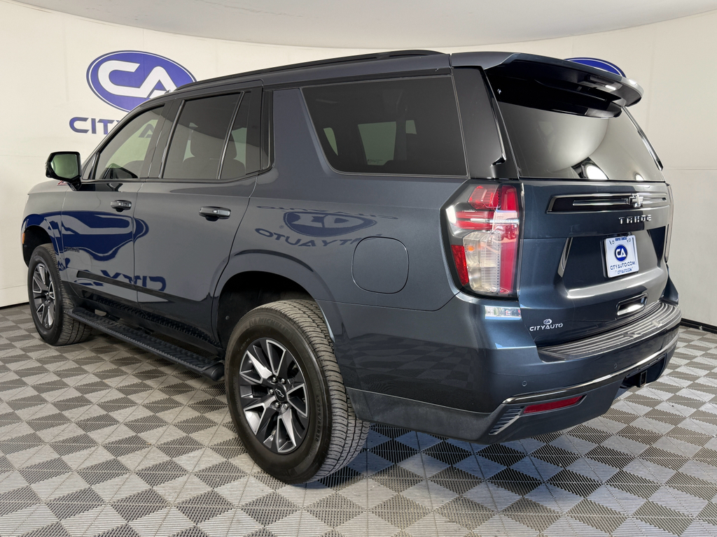 2021 Chevrolet Tahoe Z71 photo 2