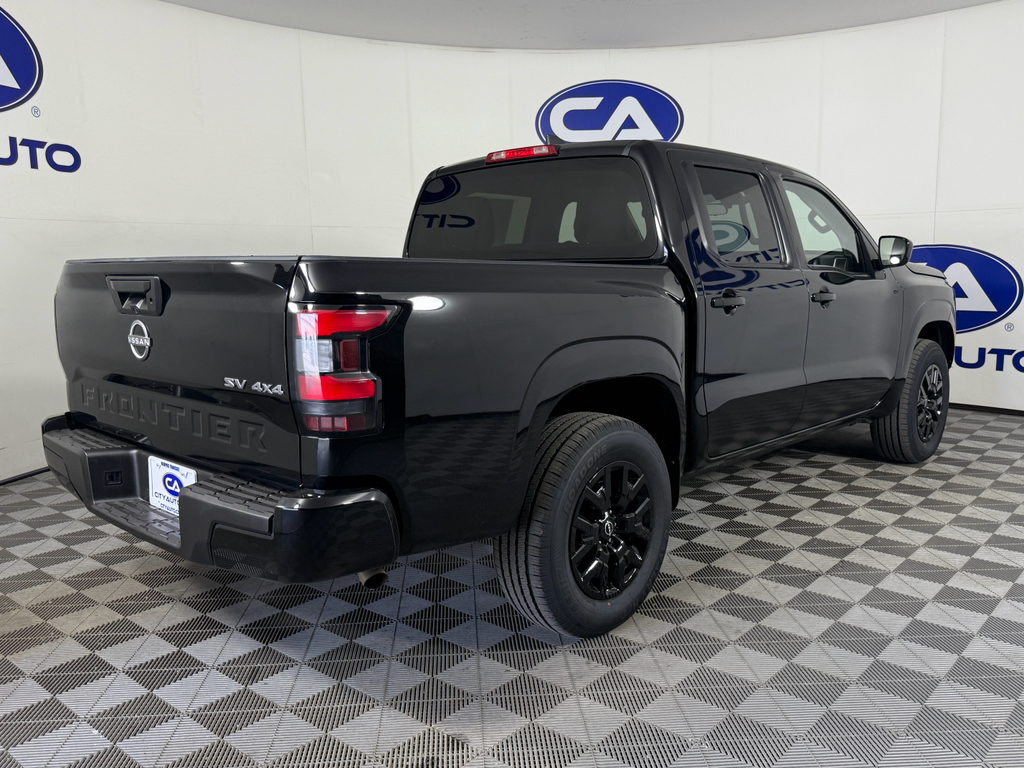 2023 Nissan Frontier SV Crew Cab photo 2