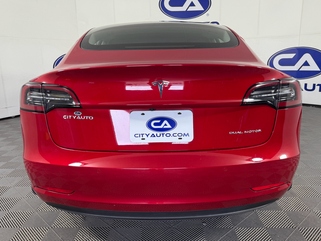 2021 Tesla Model 3 Long Range photo 4