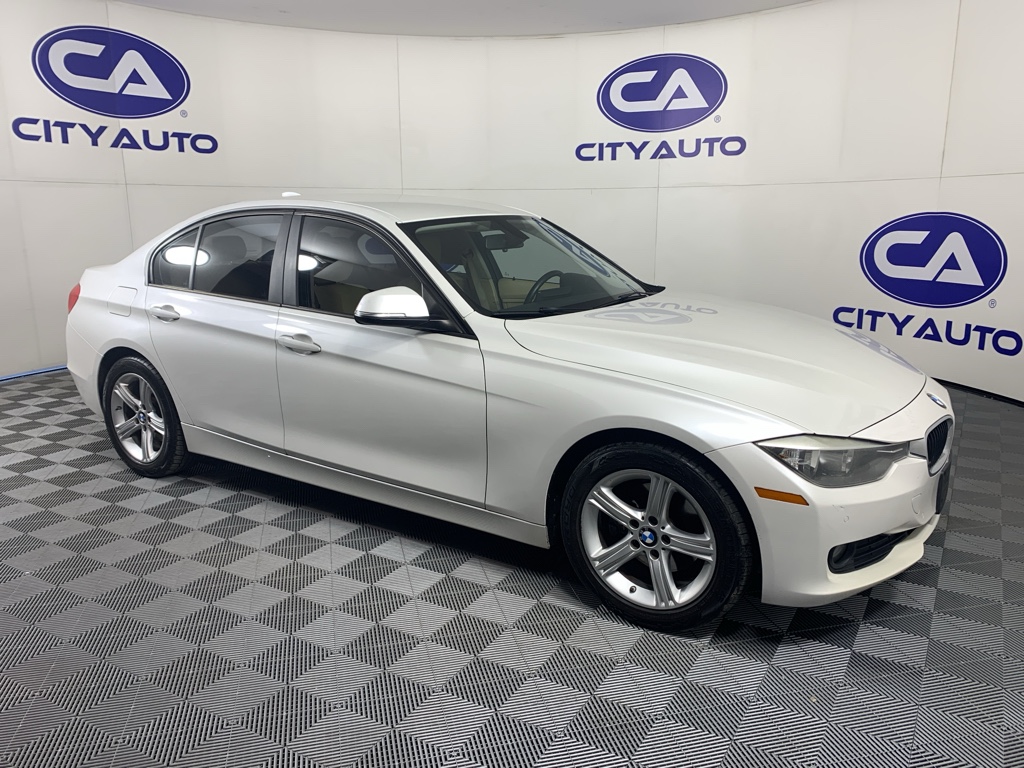 2014 BMW 3 Series 320i
