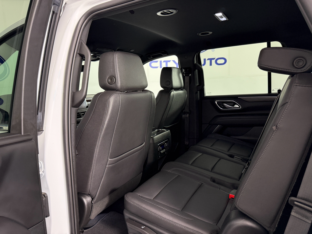 2023 Chevrolet Tahoe LT photo 16