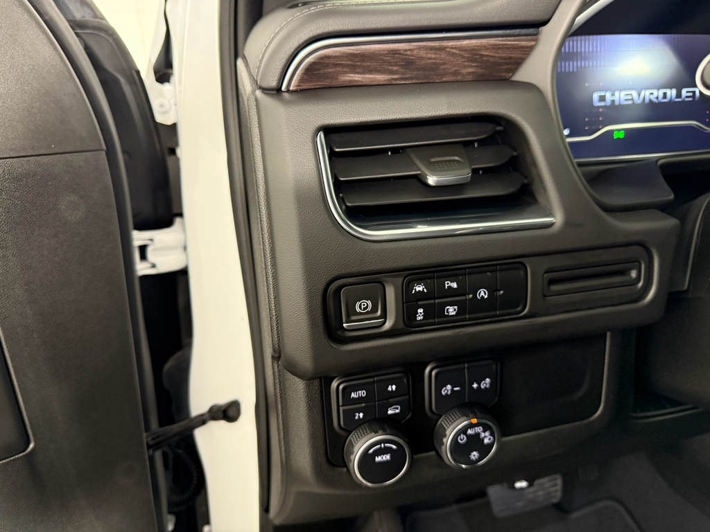 2023 Chevrolet Tahoe LT photo 19