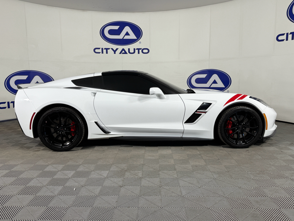 2017 Chevrolet Corvette Grand Sport 1LT photo 3