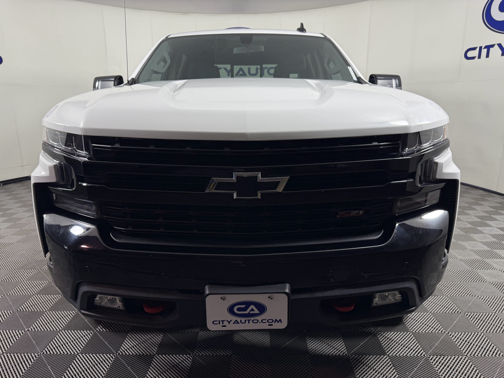 2022 Chevrolet Silverado 1500 LT Trail Boss photo 3