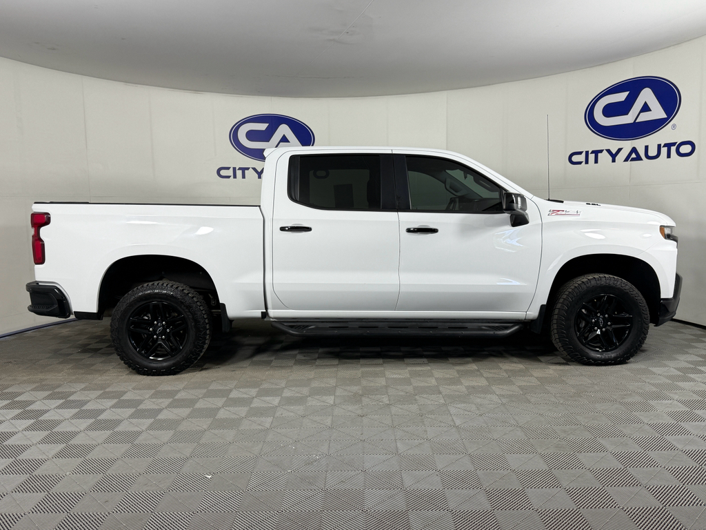 2022 Chevrolet Silverado 1500 LT Trail Boss photo 4