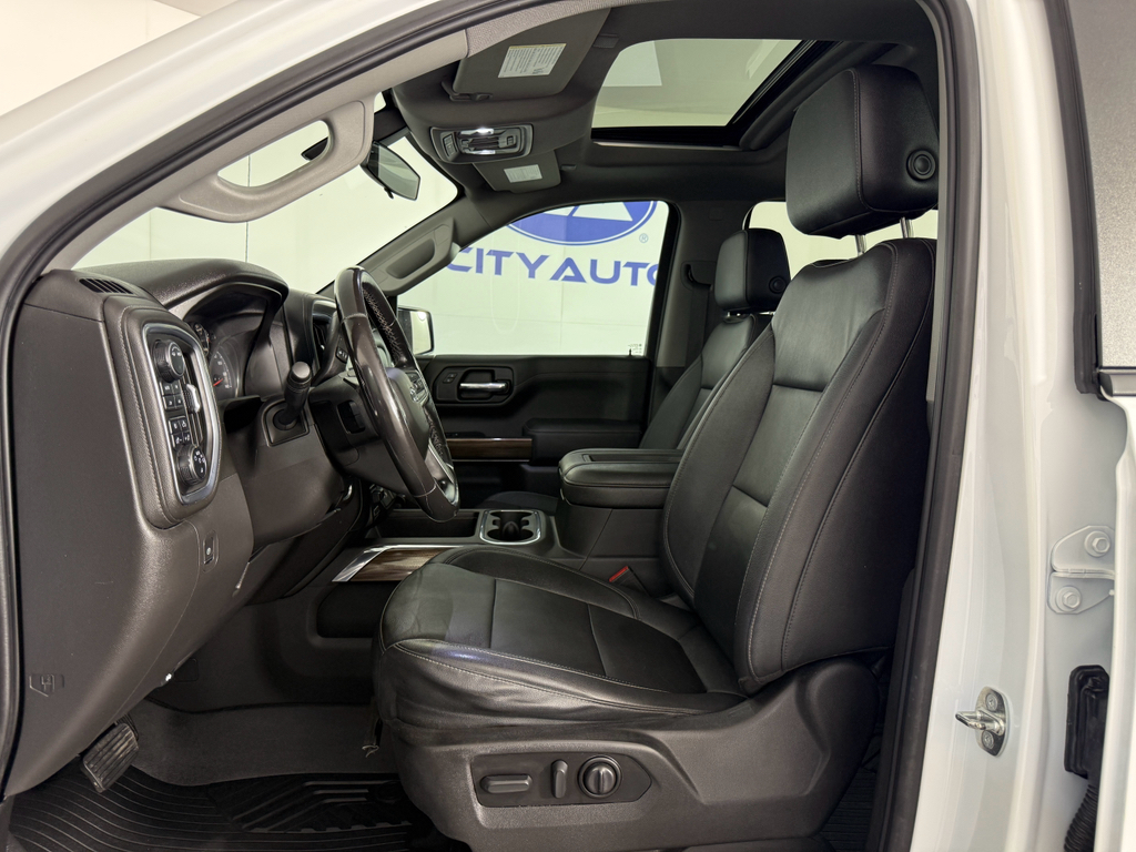 2022 Chevrolet Silverado 1500 LT Trail Boss photo 2