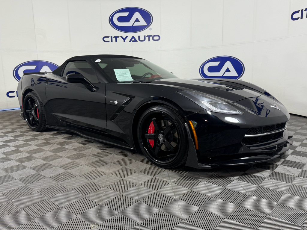 2014 Chevrolet Corvette 3LT photo 2