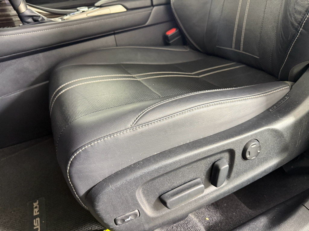 2018 Lexus RX 350L Luxury photo 18