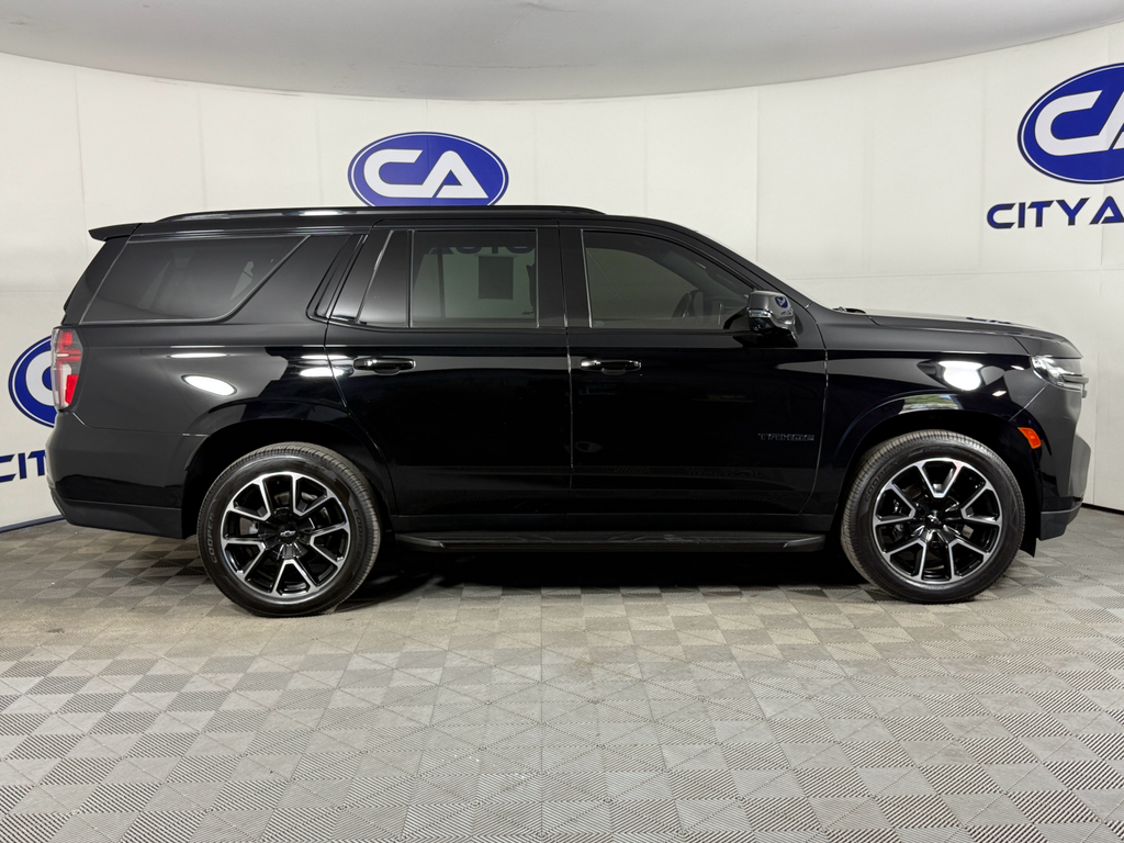 2021 Chevrolet Tahoe RST photo 3