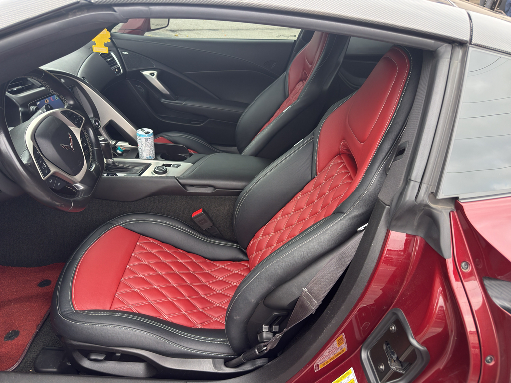 2017 Chevrolet Corvette Stingray 1LT photo 4