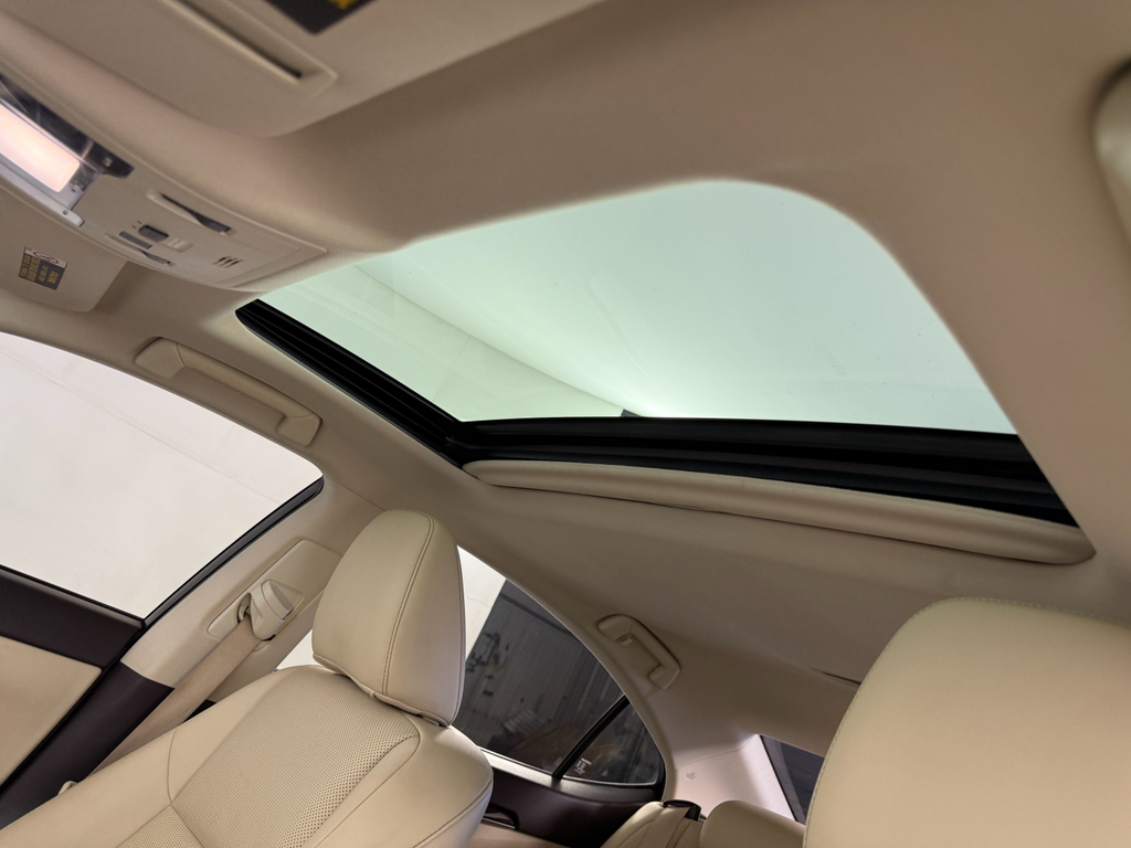 2016 Lexus ES 350 Base photo 20
