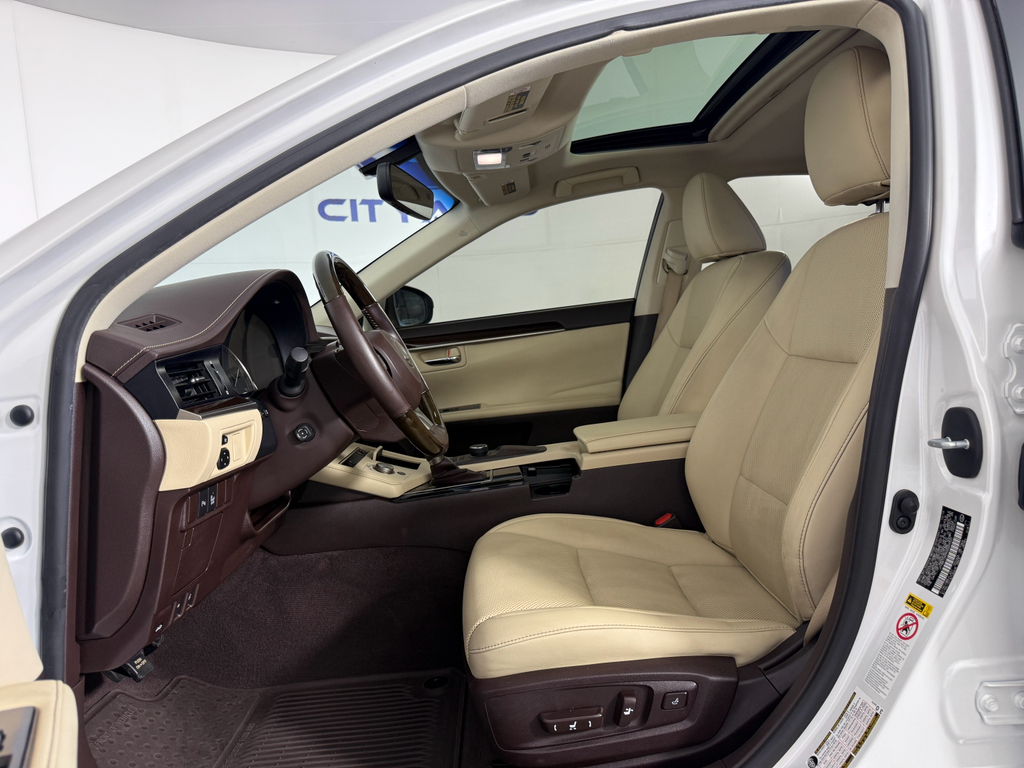 2016 Lexus ES 350 Base photo 13