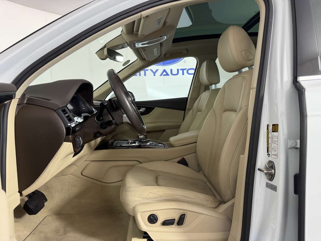 2017 Audi Q7 Premium Plus photo 16