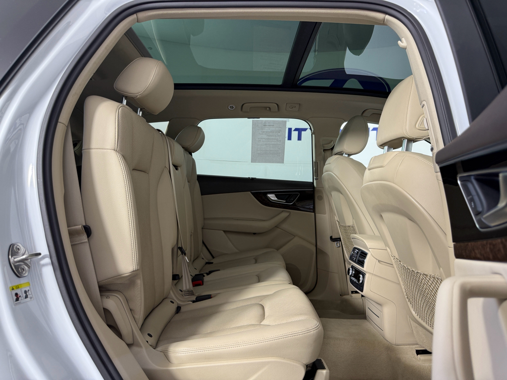 2017 Audi Q7 Premium Plus photo 13