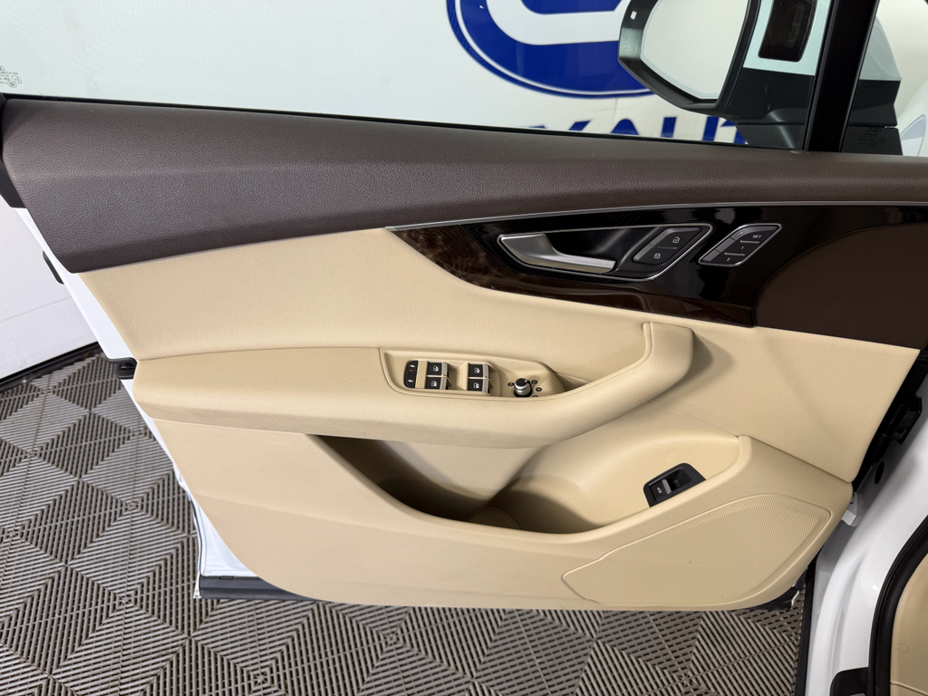 2017 Audi Q7 Premium Plus photo 22