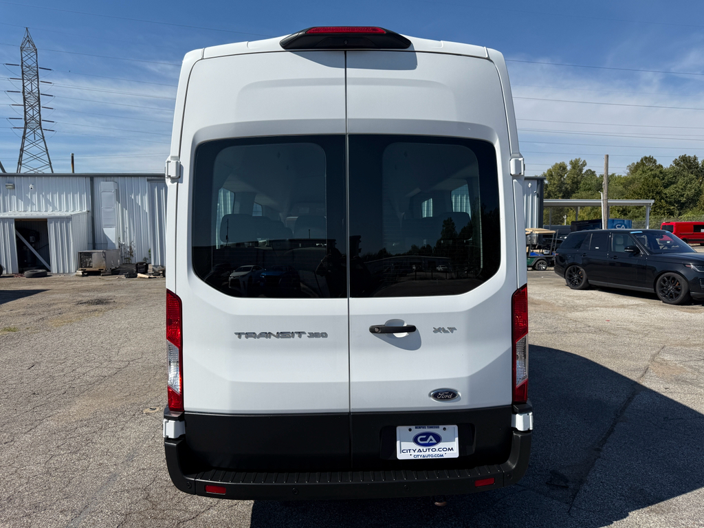 2022 Ford Transit XLT photo 3