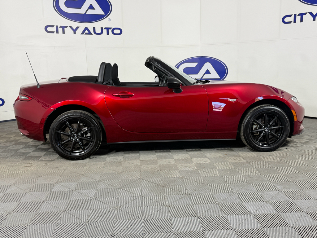 2024 Mazda MX-5 Miata Miata Sport photo 3