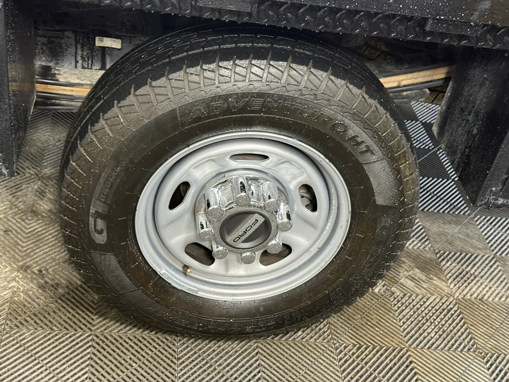 2023 Ford F-250 XL photo 7