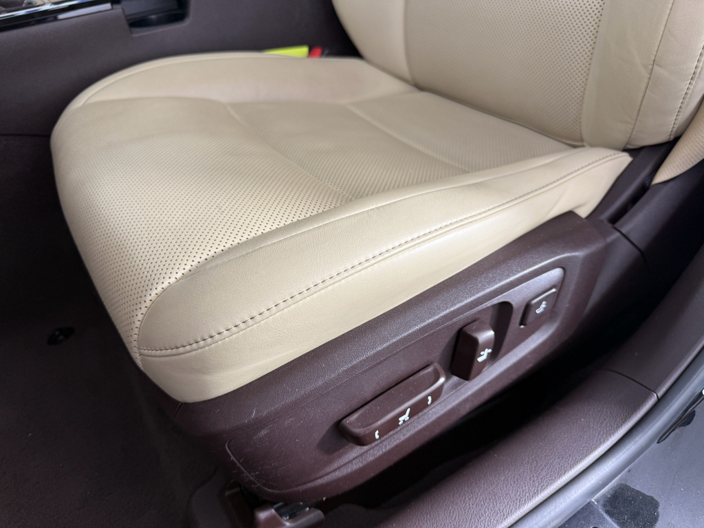 2016 Lexus ES 350 Base photo 15