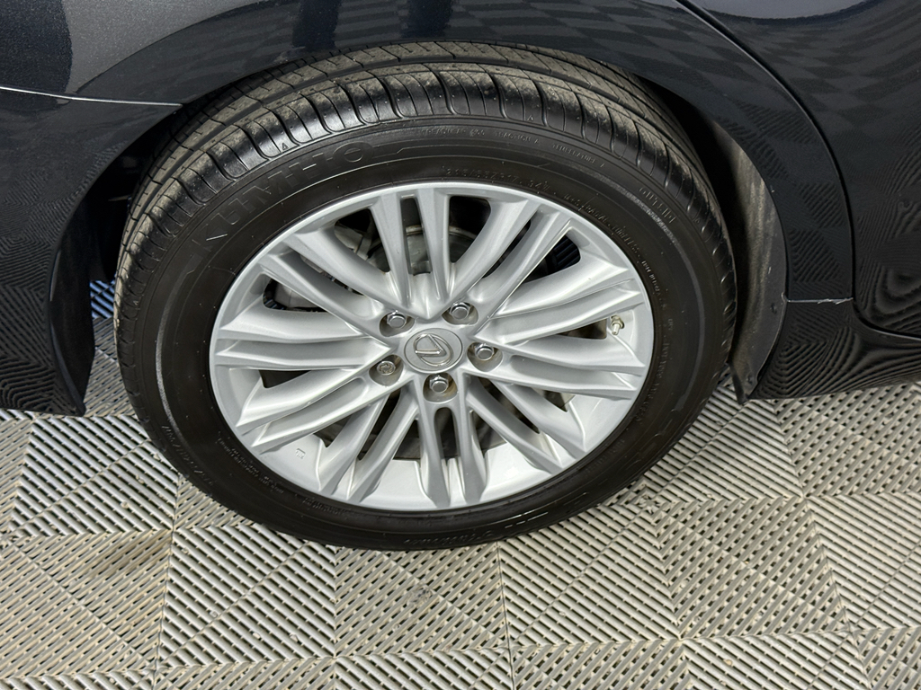 2016 Lexus ES 350 Base photo 7