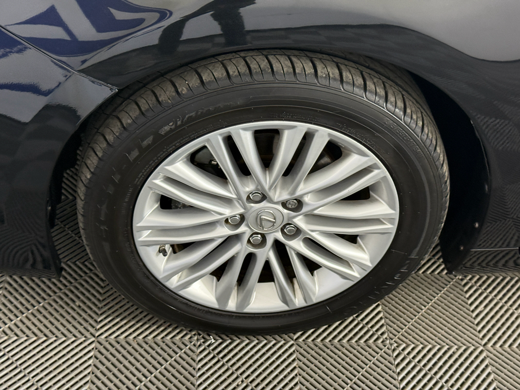 2016 Lexus ES 350 Base photo 11