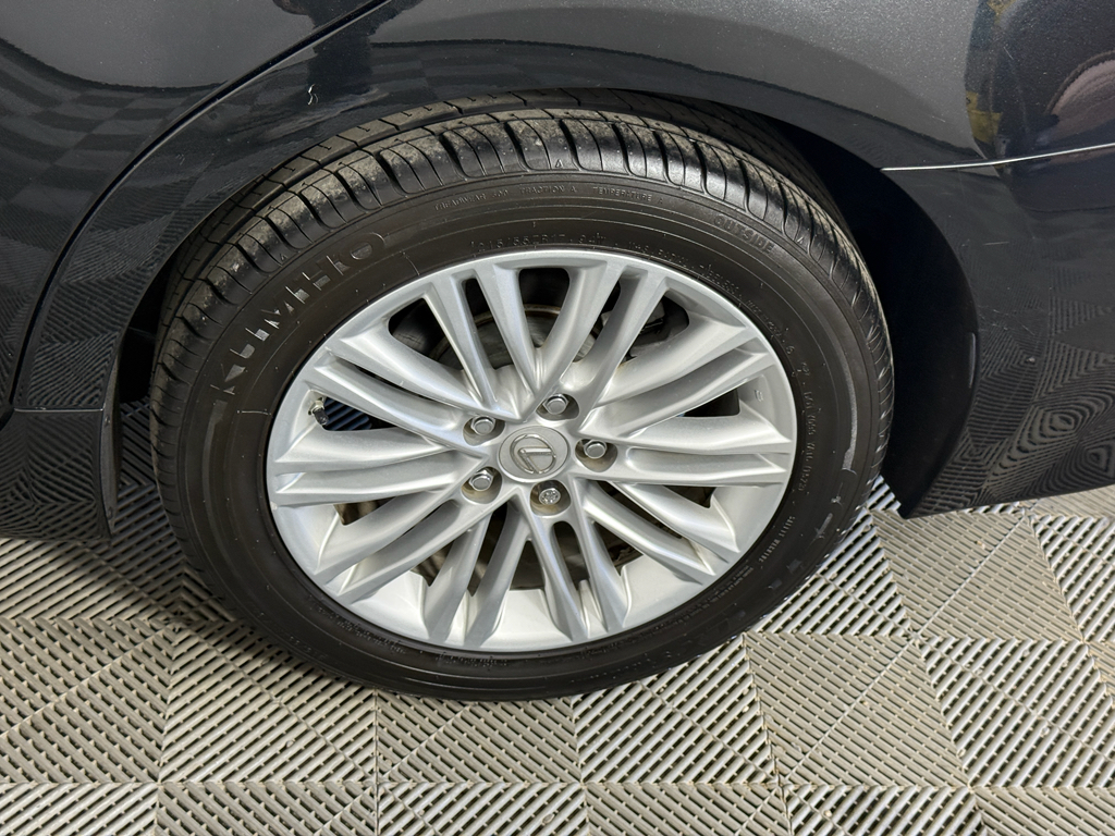 2016 Lexus ES 350 Base photo 6