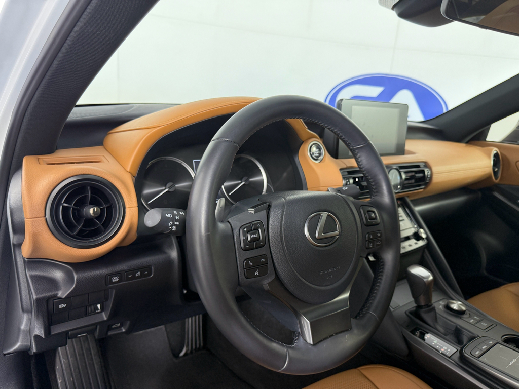 2024 Lexus IS 350 F SPORT photo 15