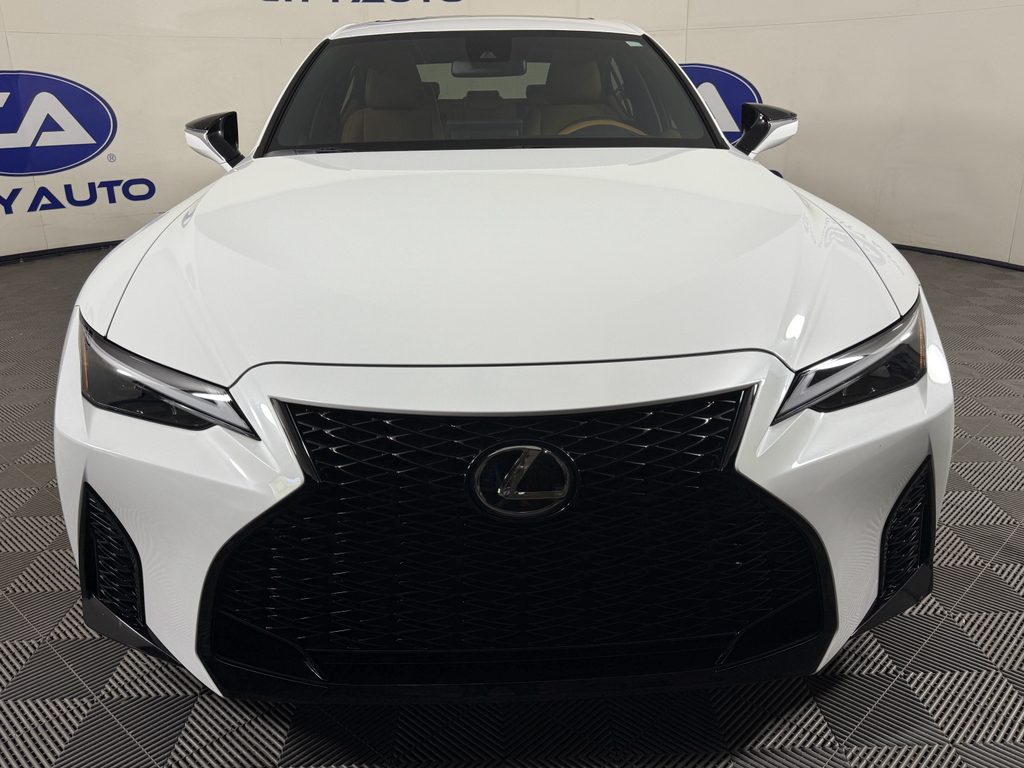 2024 Lexus IS 350 F SPORT photo 2