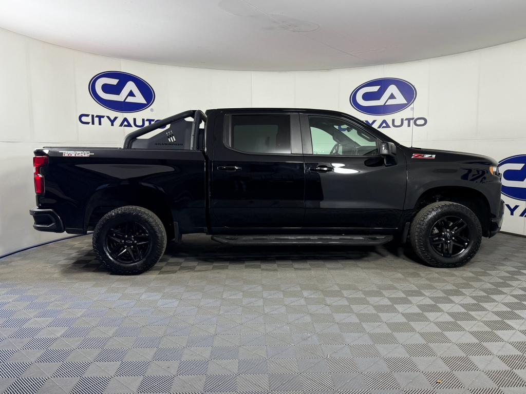 2019 Chevrolet Silverado 1500 LT Trail Boss photo 3