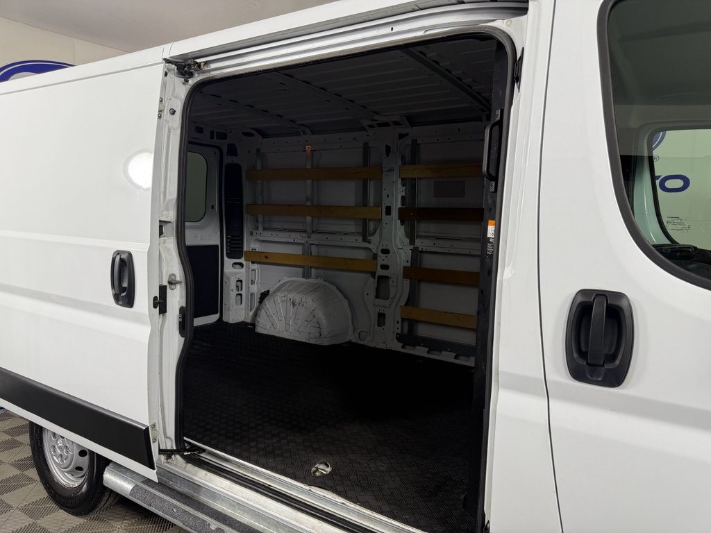 2023 Ram ProMaster 2500 photo 3