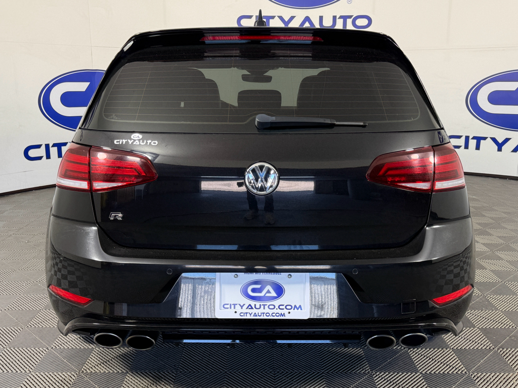 2019 Volkswagen Golf R photo 4