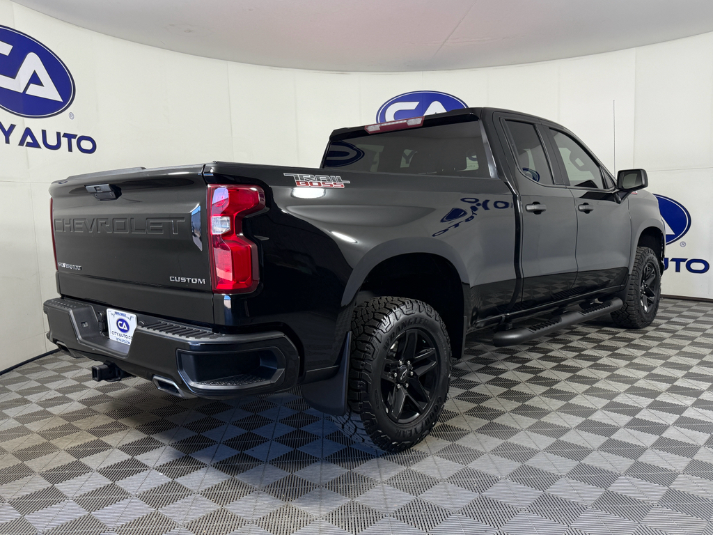 2020 Chevrolet Silverado 1500 Custom Trail Boss photo 4