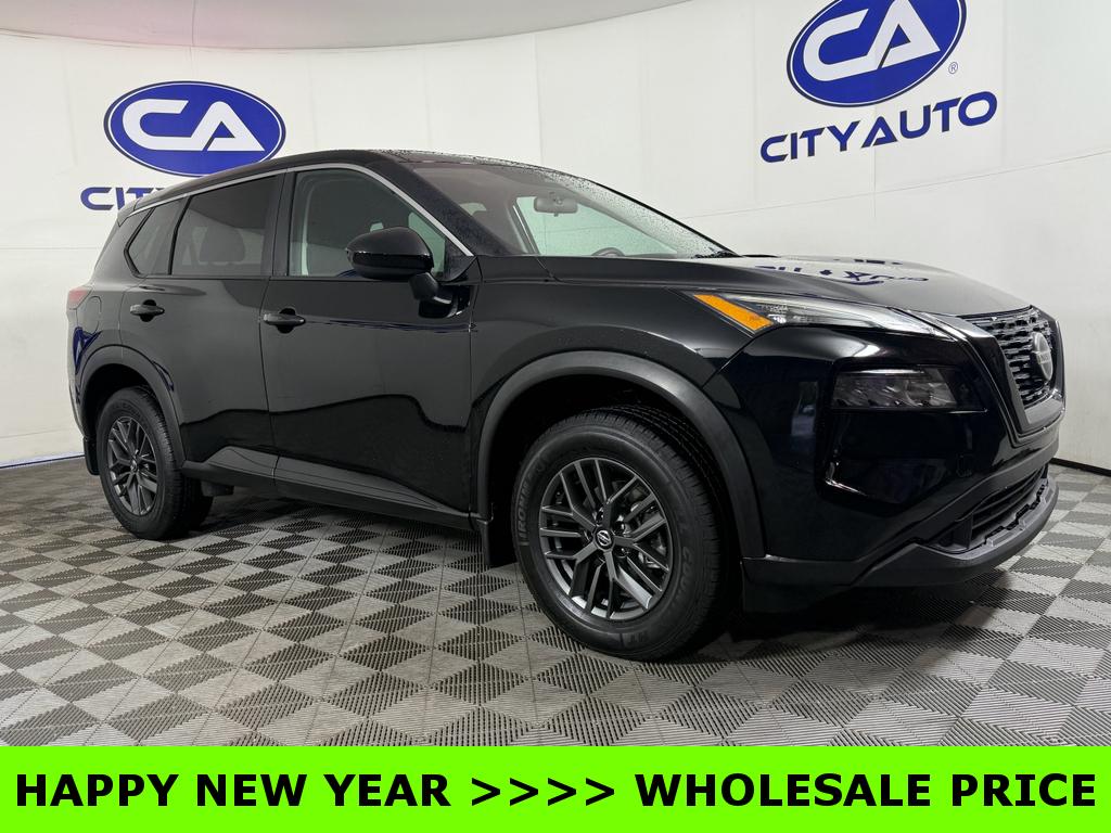 2021 Nissan Rogue S's photo