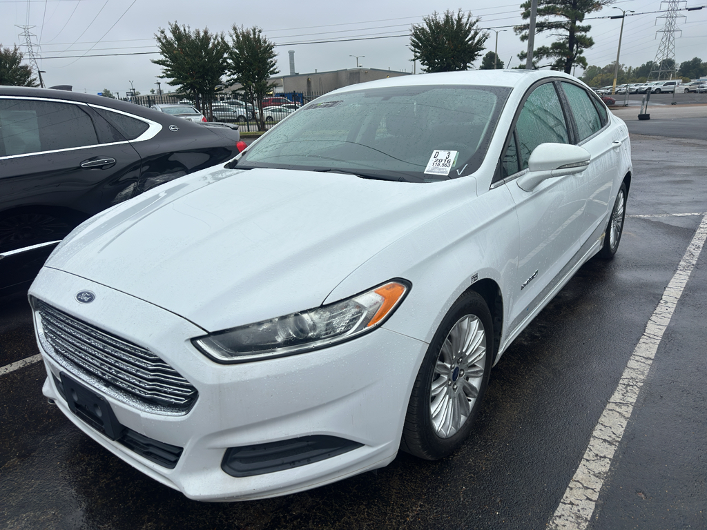 2016 Ford Fusion Hybrid SE