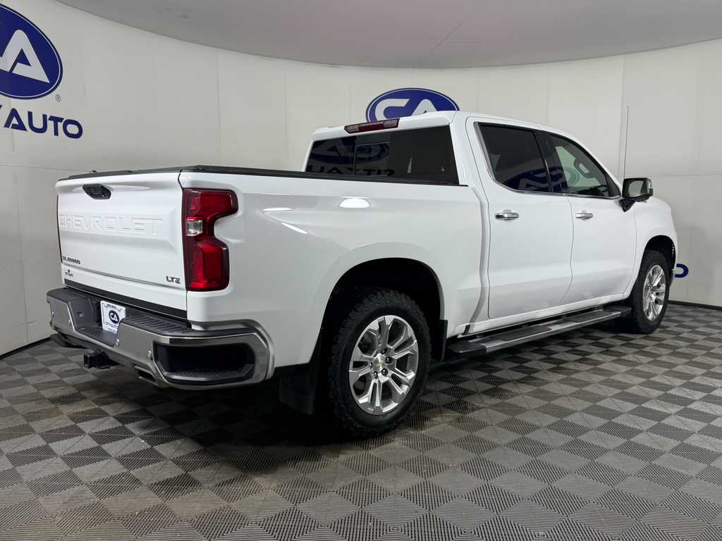 2024 Chevrolet Silverado 1500 LTZ photo 4