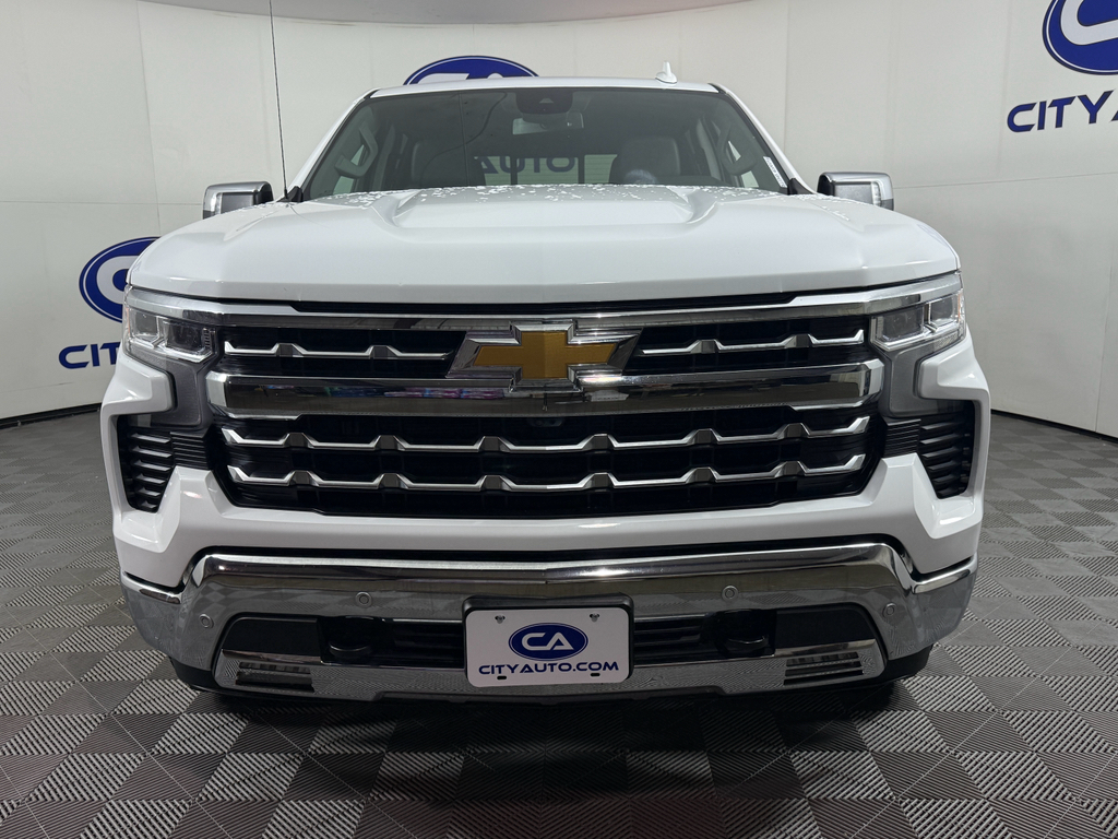 2024 Chevrolet Silverado 1500 LTZ photo 2