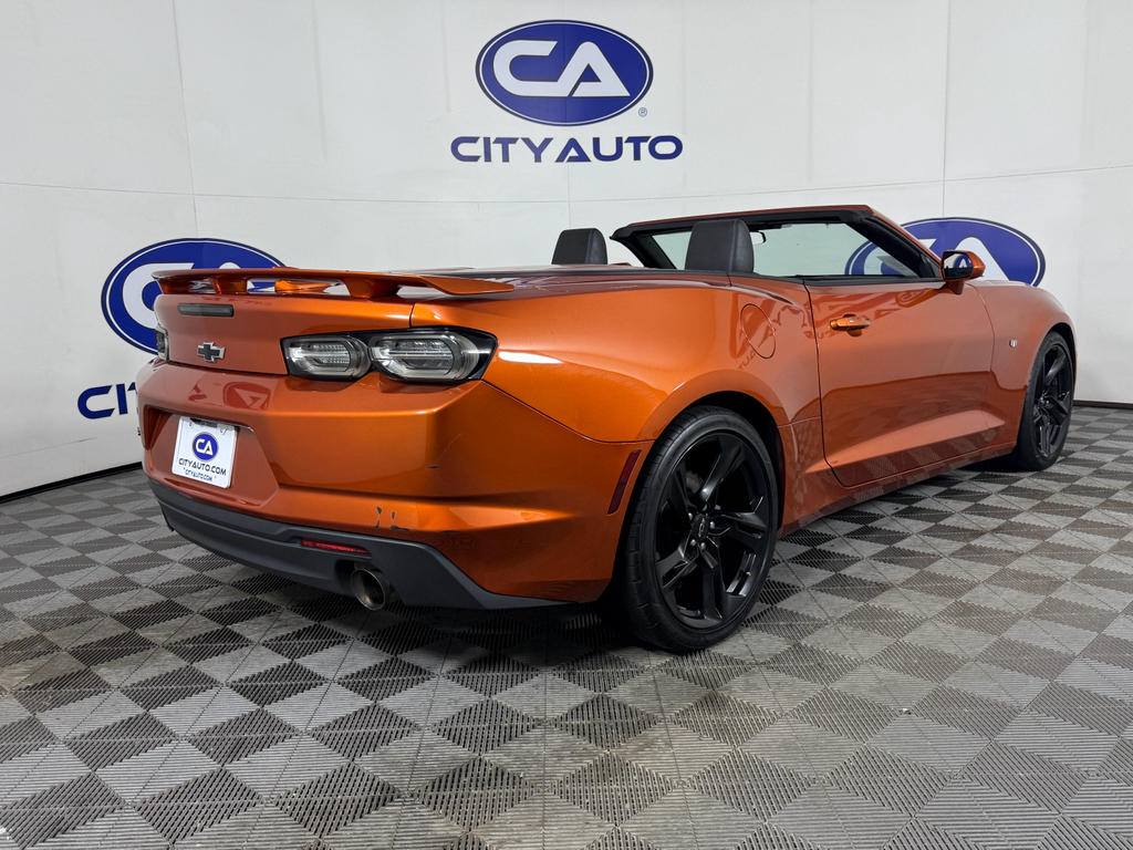2023 Chevrolet Camaro 2LT photo 4