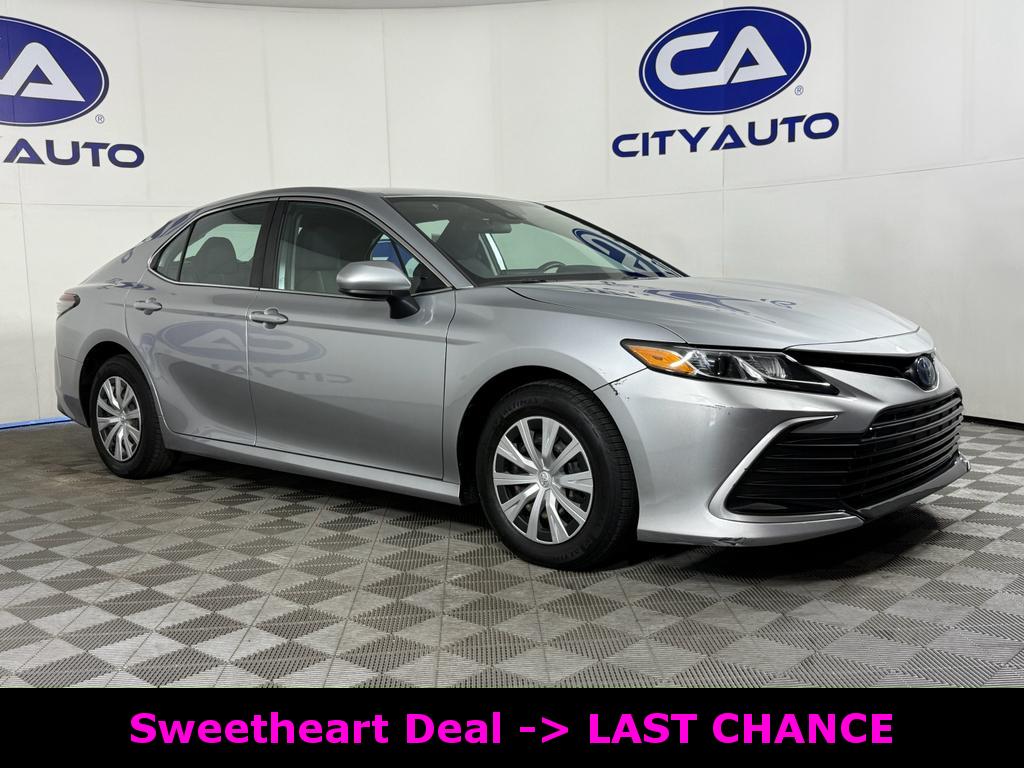 2022 Toyota Camry LE