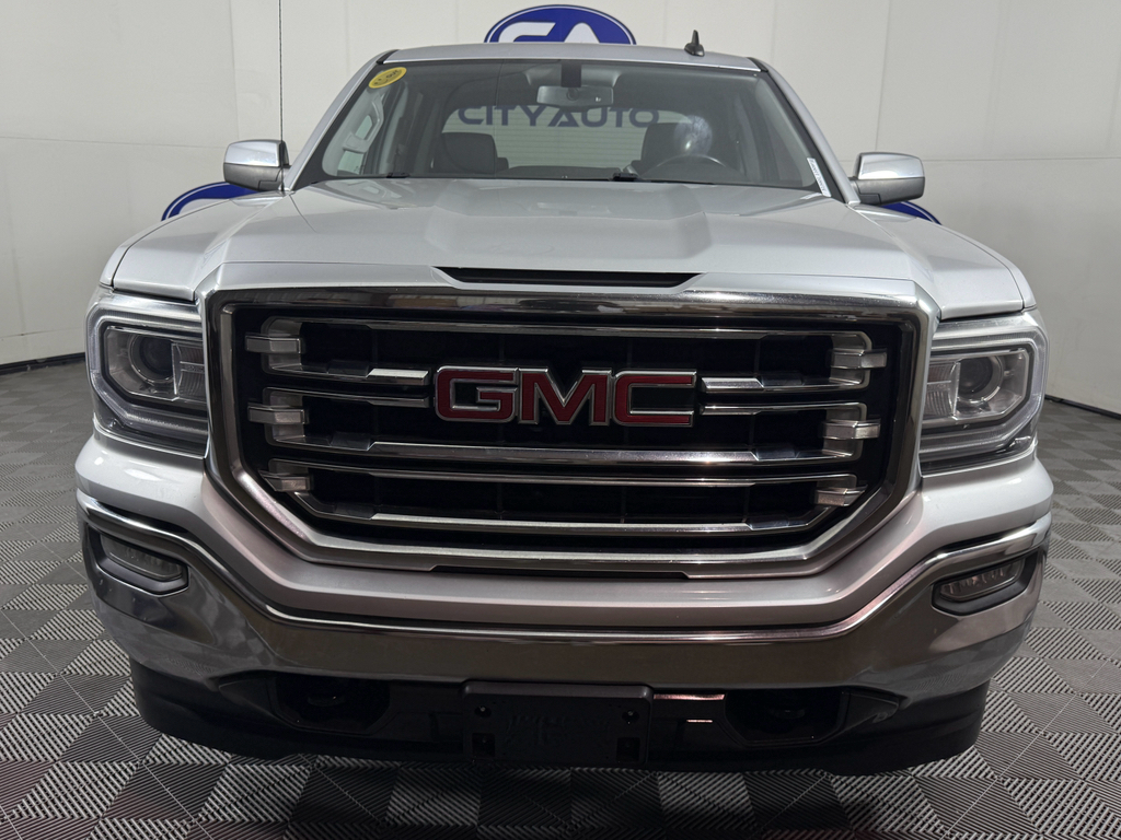 2018 Gmc Sierra 1500 SLT photo 2
