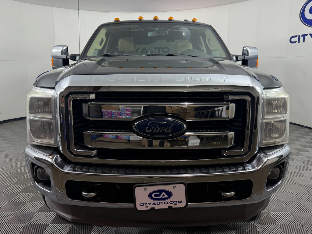 2014 Ford F-250 XLT photo 2