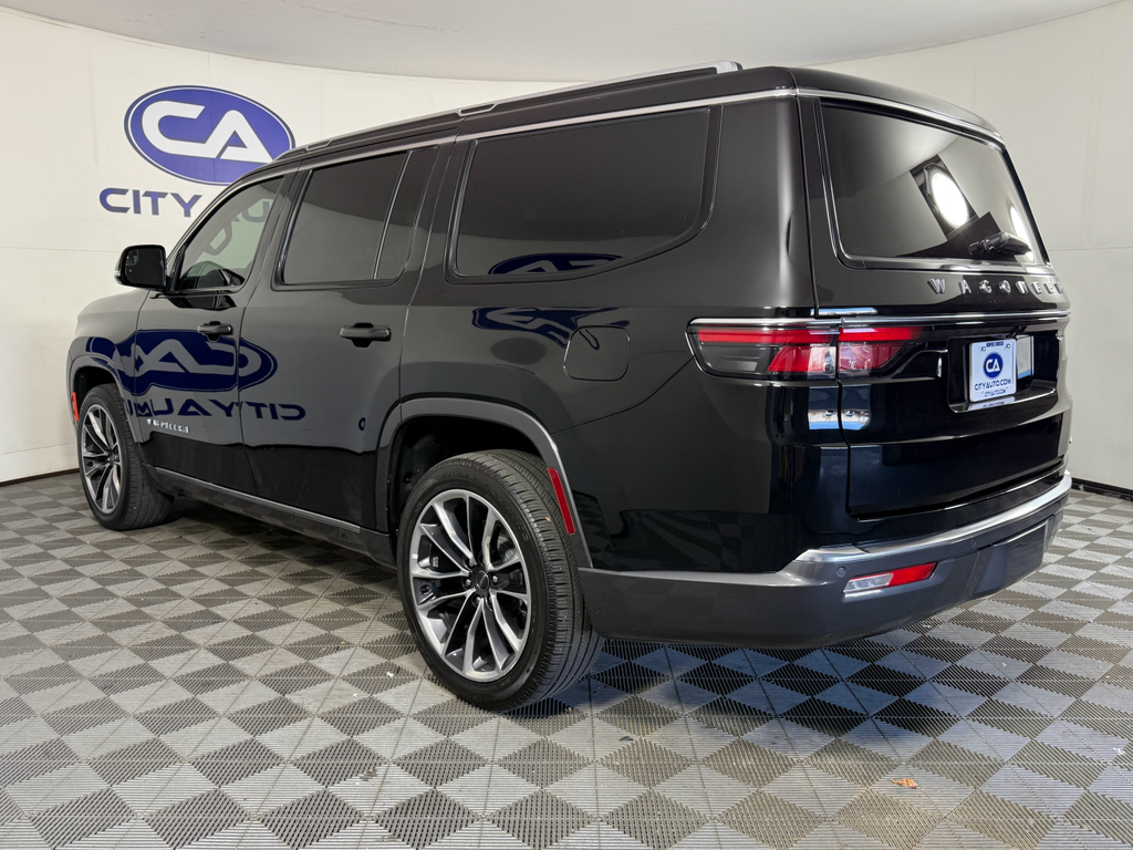 2022 Jeep Wagoneer Series III photo 2