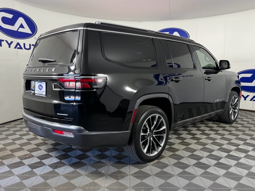 2022 Jeep Wagoneer Series III photo 4